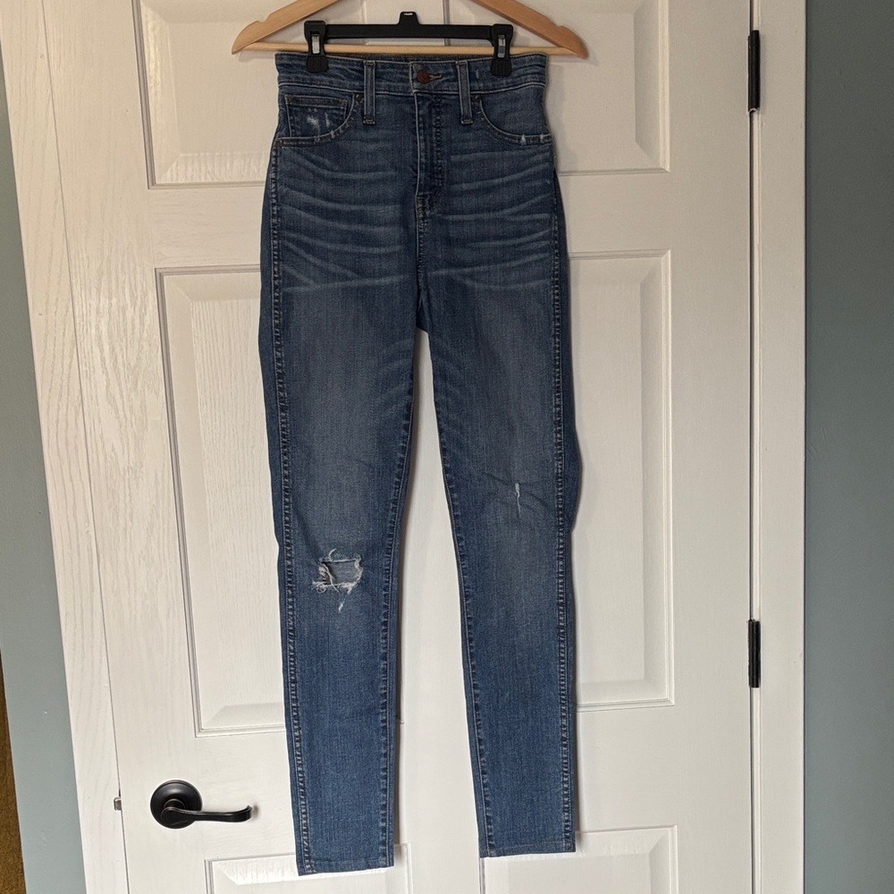 Madewell Curvy High-Rise Skinny Jeans in Dark Blue Wash